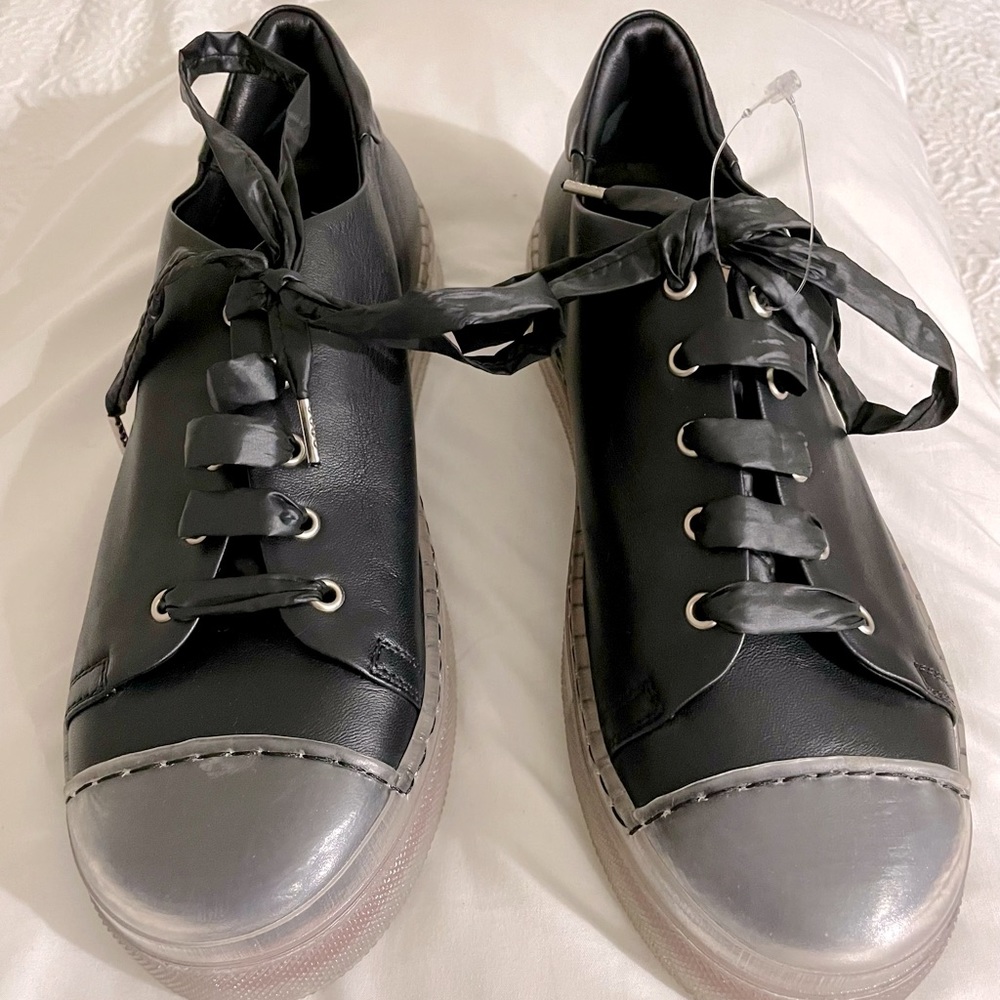 AGL Clear Sole Leather Sneaker